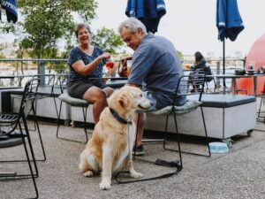 outdoor-seating